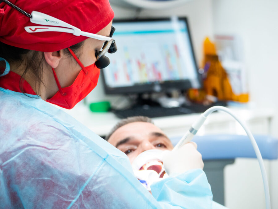 Prenota una visita gratuita per la prevenzione dei tuoi denti - Studio Sabiu a San Giovanni Suergiu
