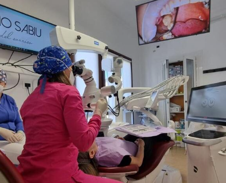 microscopio odontoiatrico - Studio Sabiu